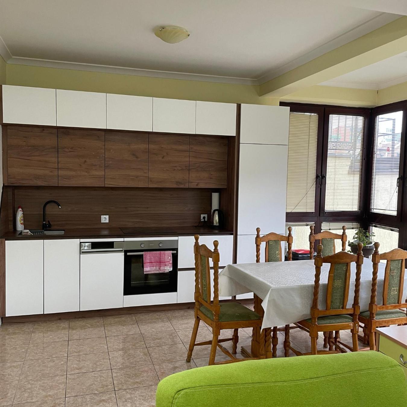 Huge Apartment With A Garden In The City Center Priștina Exterior foto